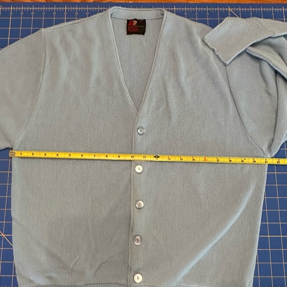 Vintage Arnold Palmer Long Sleeve Light Blue Cardigan Sweater Golf Medium - Picture 6 of 6